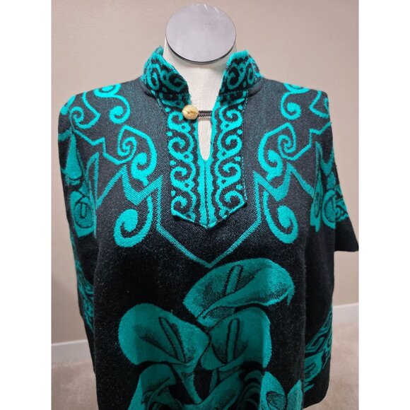 Vintage Mexican Poncho Black & Teal Floral Embroidered Wool Blend One Size Fits - Picture 2 of 8